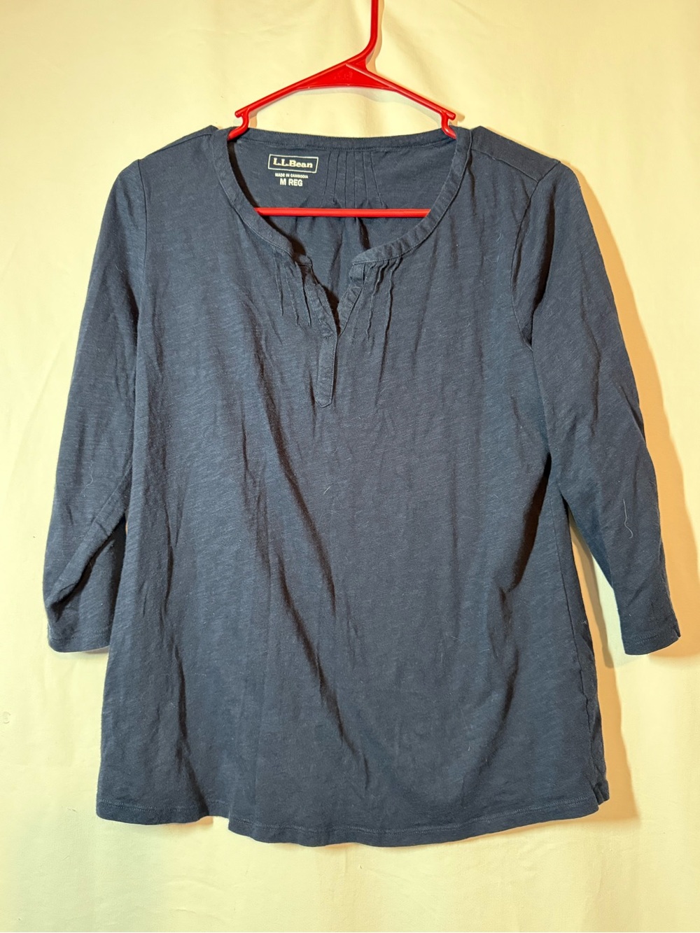 L.L.Bean Womens Medium Organic Cotton Top Navy Blue 3/4 Sleeve Split Neck